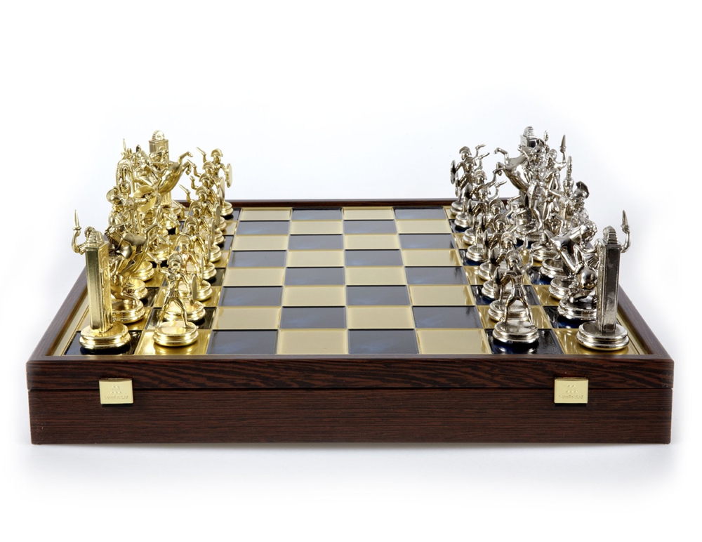 Hellenic Art Spartan Hoplites Elaborate Chess Set has a gorgeous,  display-worthy design » Gadget Flow
